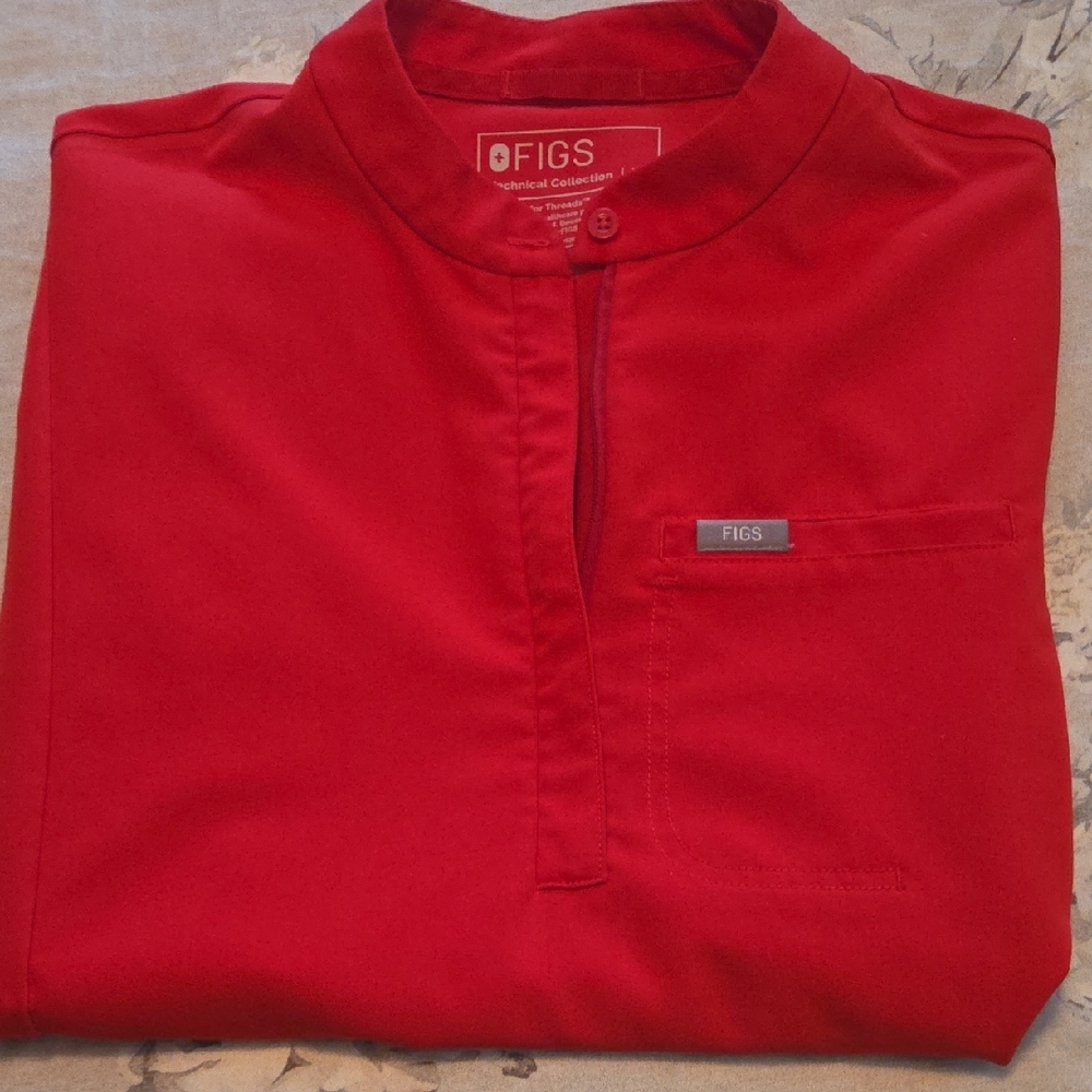 Figs Vivid Red Scrub Ensemble - Picture 4 of 6